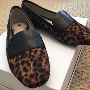 Leopard print loafers with black trim